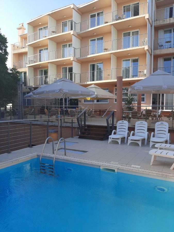 Hotel Tamaris Novi Vinodolski Exterior foto