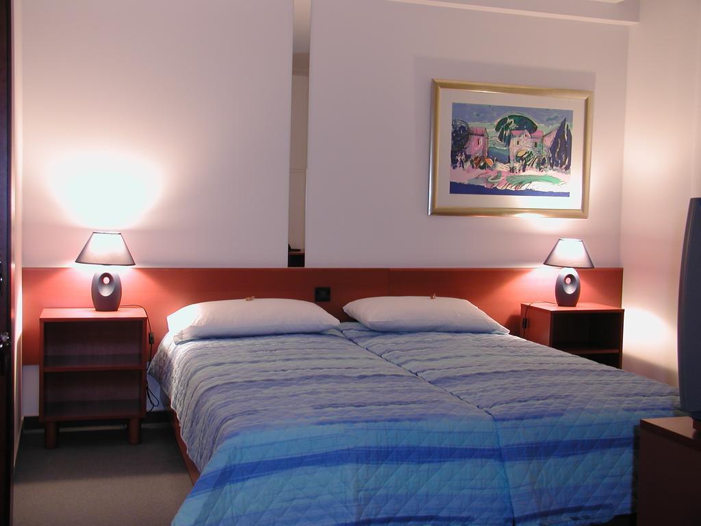 Hotel Tamaris Novi Vinodolski Quarto foto